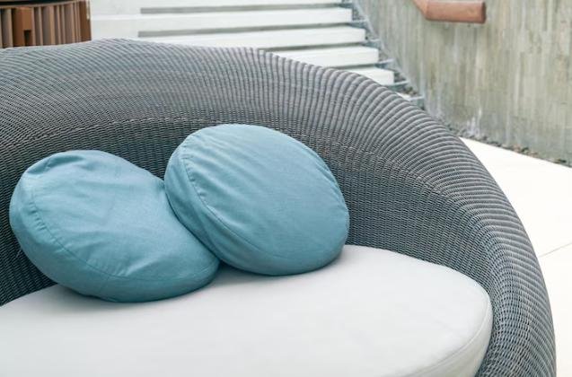 Round Cushions